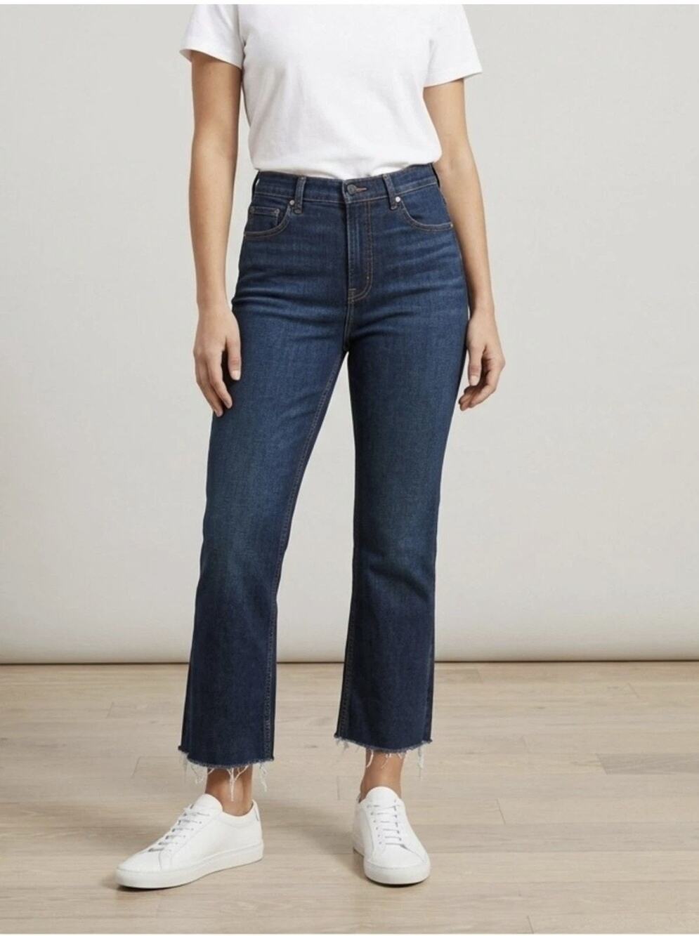 Everlane High Rise Kick Crop Jeans 28R Blue Denim Raw Hem Cropped Flare